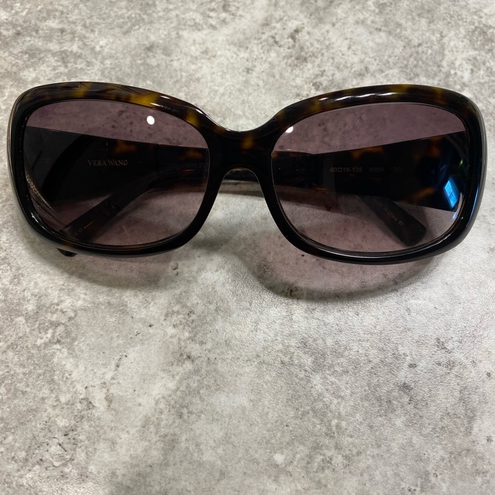Vera Wang Sunglasses 😎
